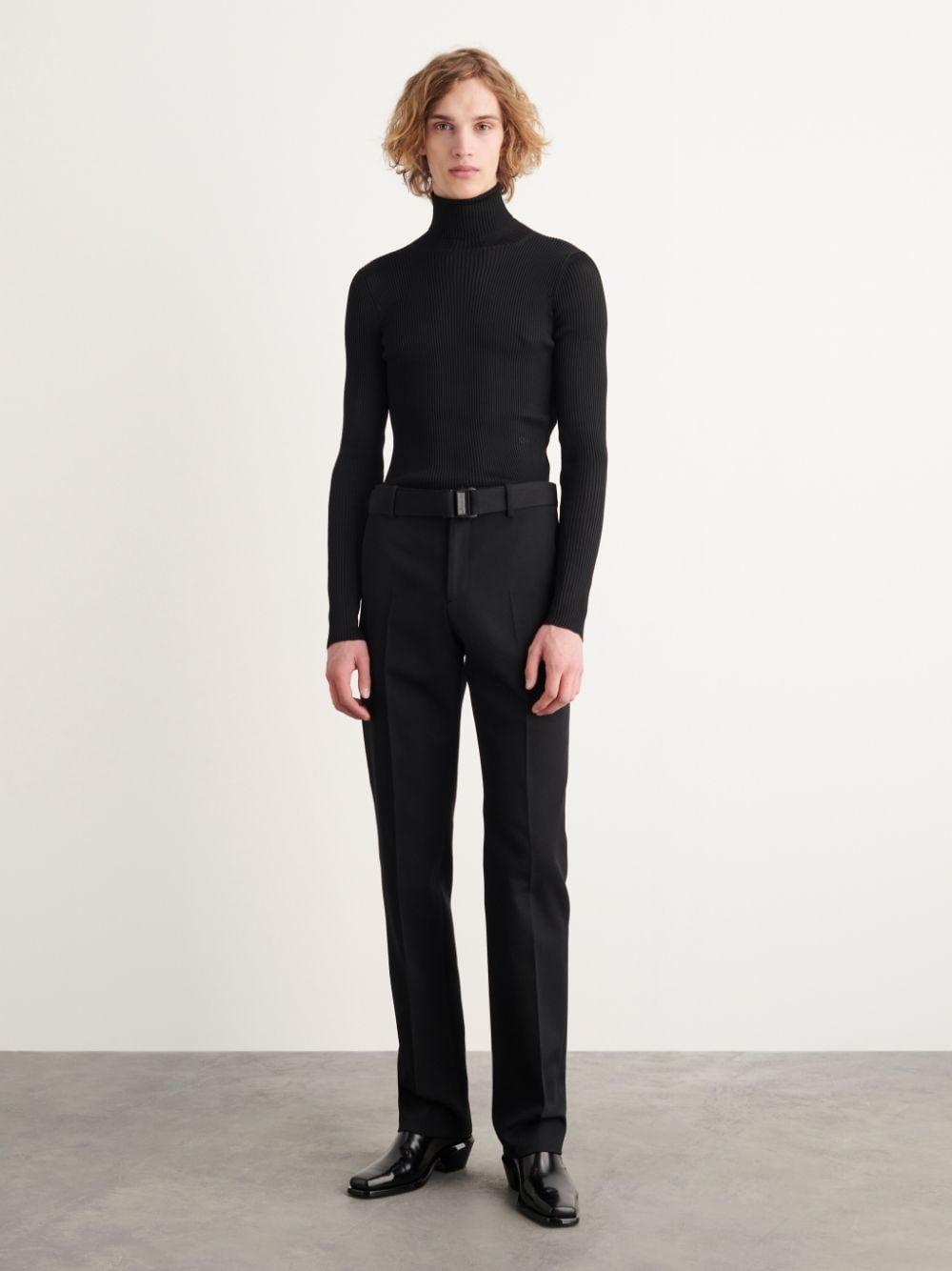 belted slim-fit trousers