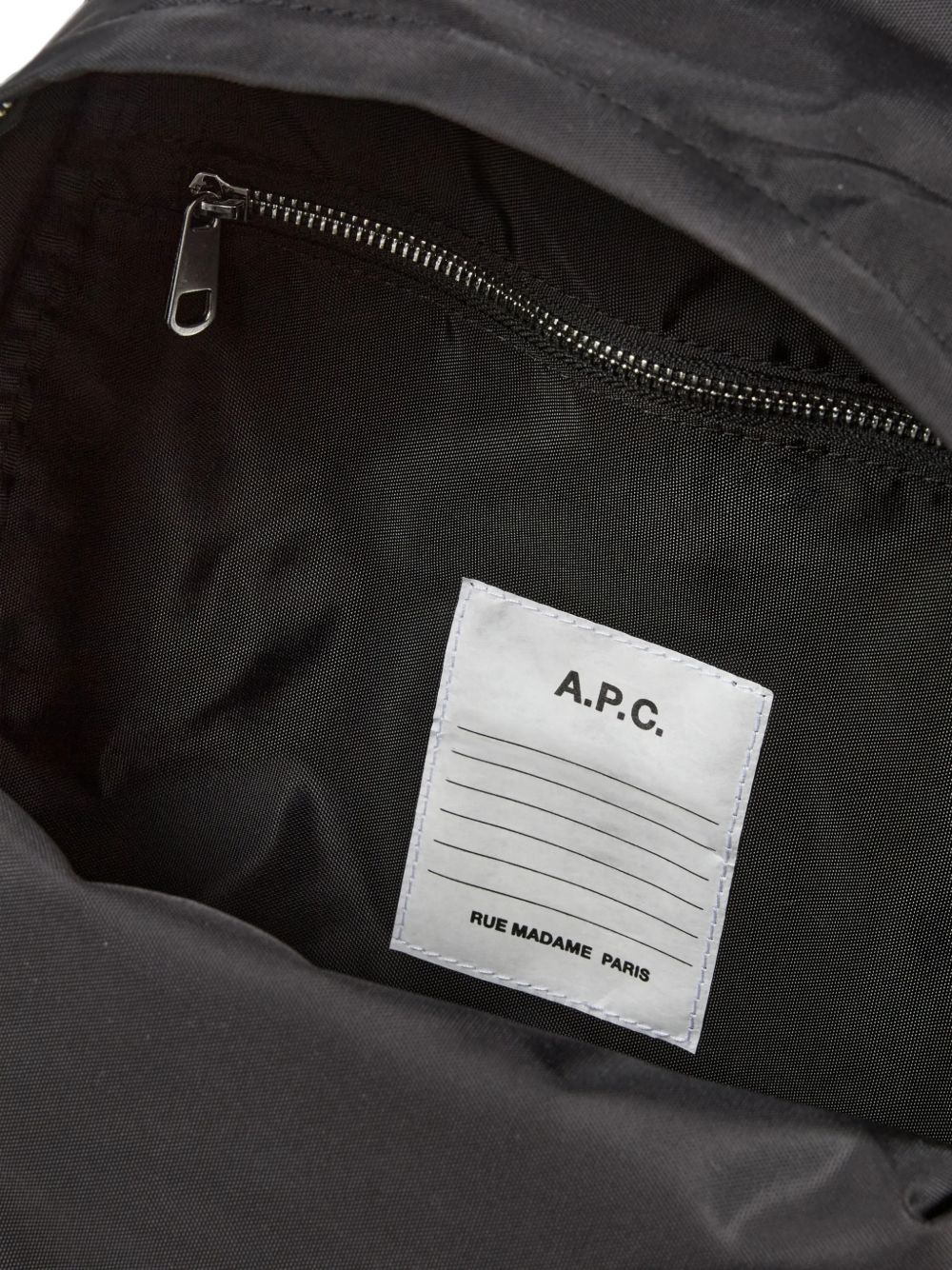 logo-print zip-around backpack PAAGX H62630LZZ A.P.C.