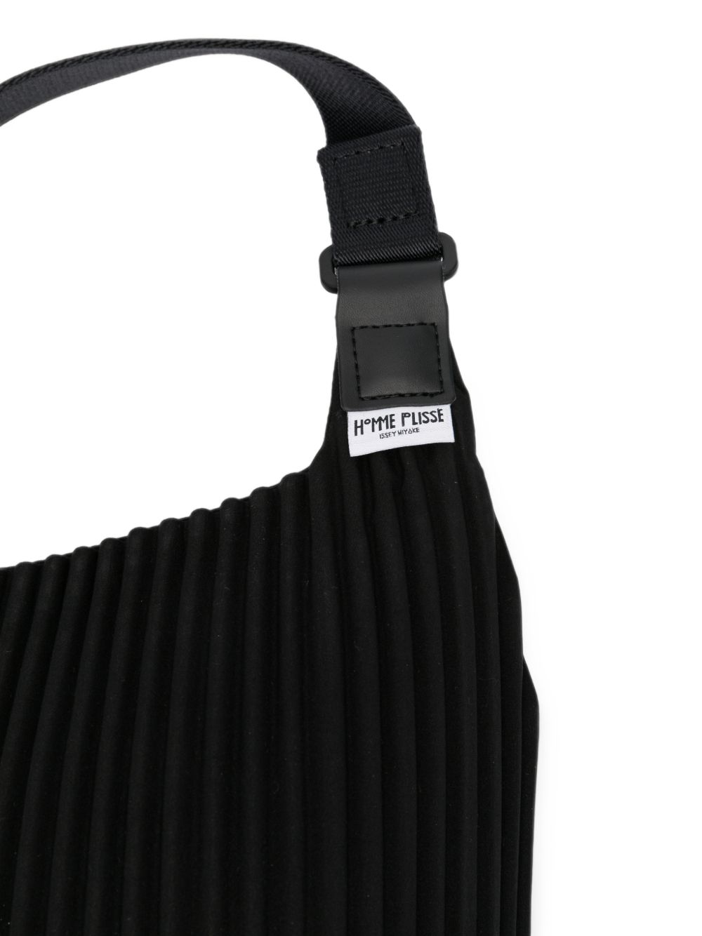 PLEATS slim bag HP68AG411 15 HOMME PLISSÉ ISSEY MIYAKE