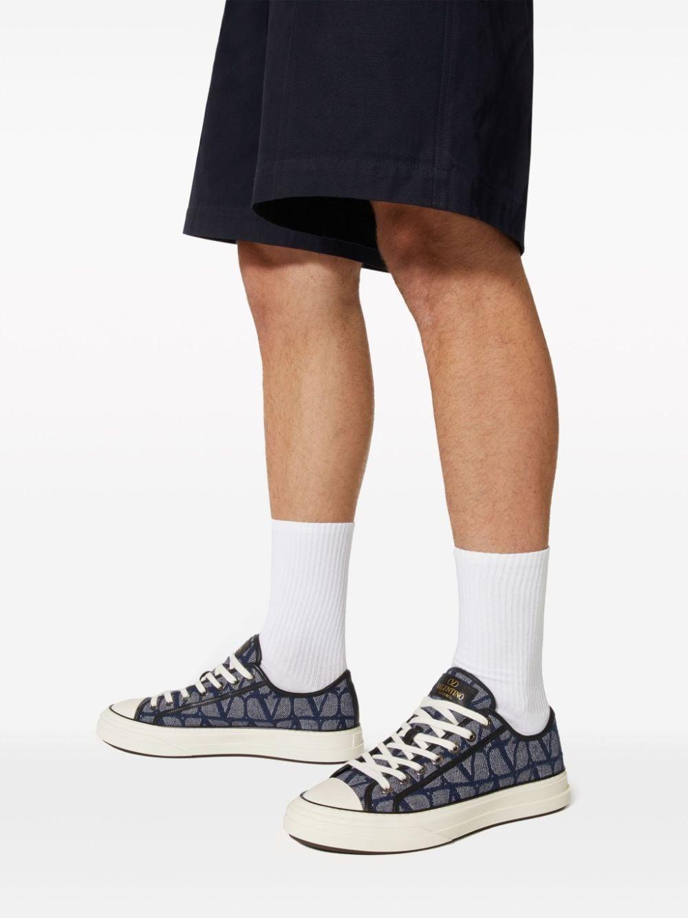 Toile Iconographe Totaloop denim-effect sneakers 4Y2S0H02HQW YEX VALENTINO GARAVANI