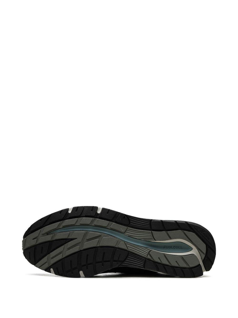 991v2 "Dark Navy" suede sneakers<BR/><BR/><BR/> U991NV2 NAVY D NEW BALANCE