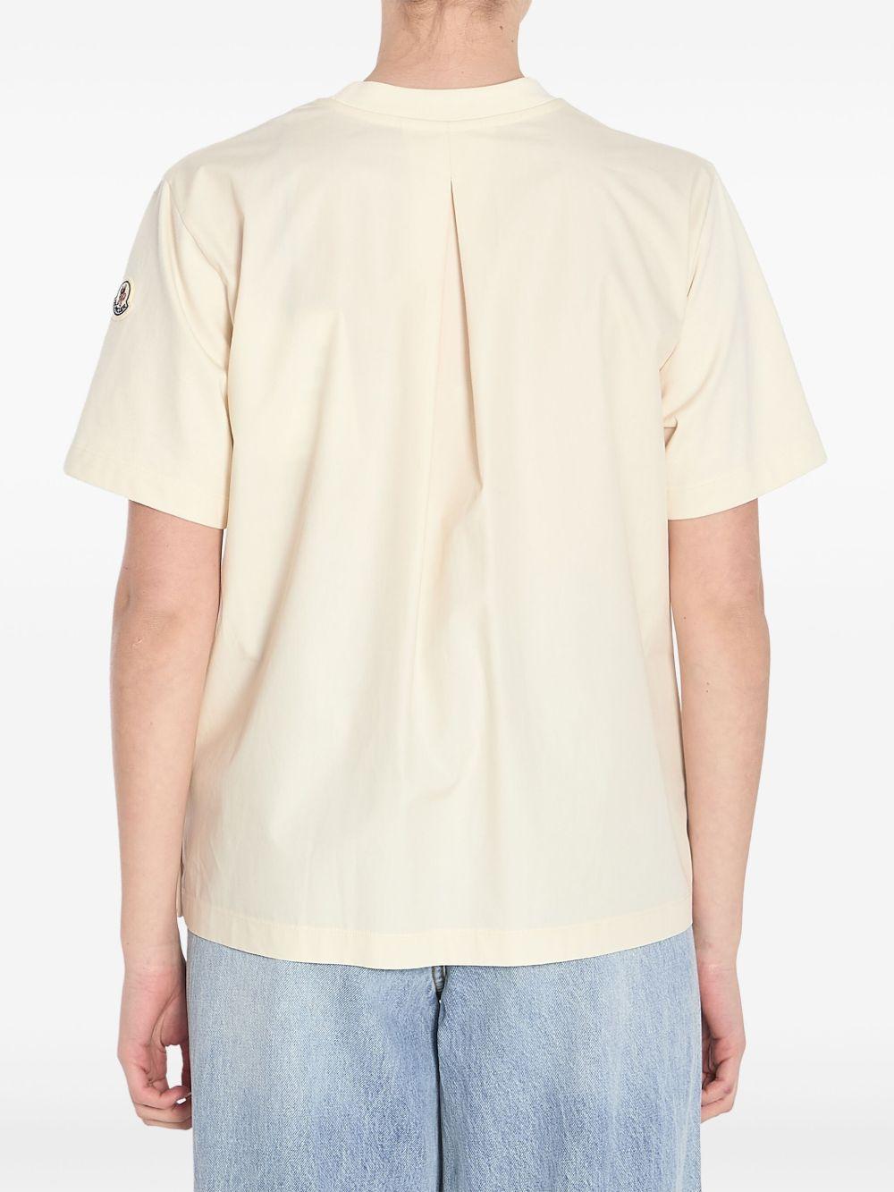 T-shirt with pocket<BR/><BR/><BR/> K10938C00020 89A4U050 MONCLER