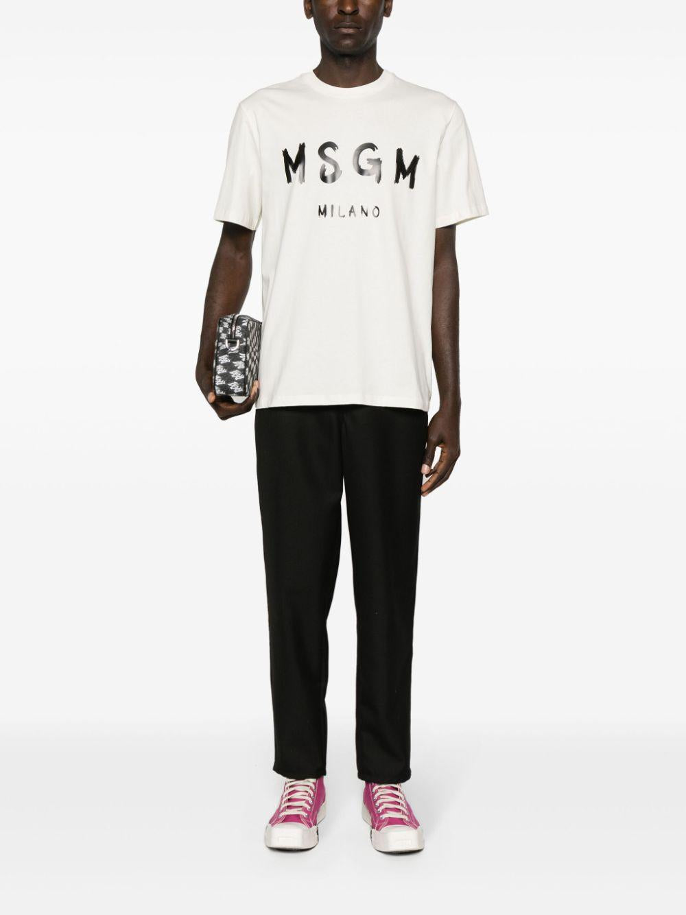Graffiti logo-print T-shirt<BR/> 2000MM510 20000202 MSGM