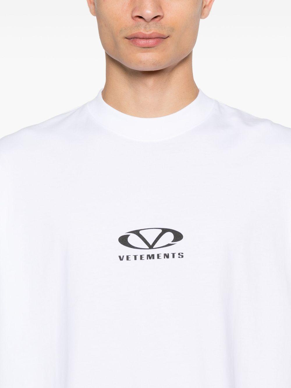 Logo-print T-shirt<BR/><BR/><BR/> UA66TR605 W VETEMENTS