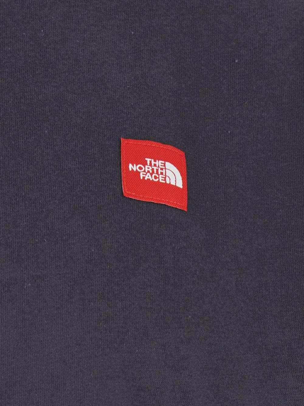 T-Shirt Tnf Red Box<BR/>The North Face® Red Box NF0A8EG5 0SA1 THE NORTH FACE