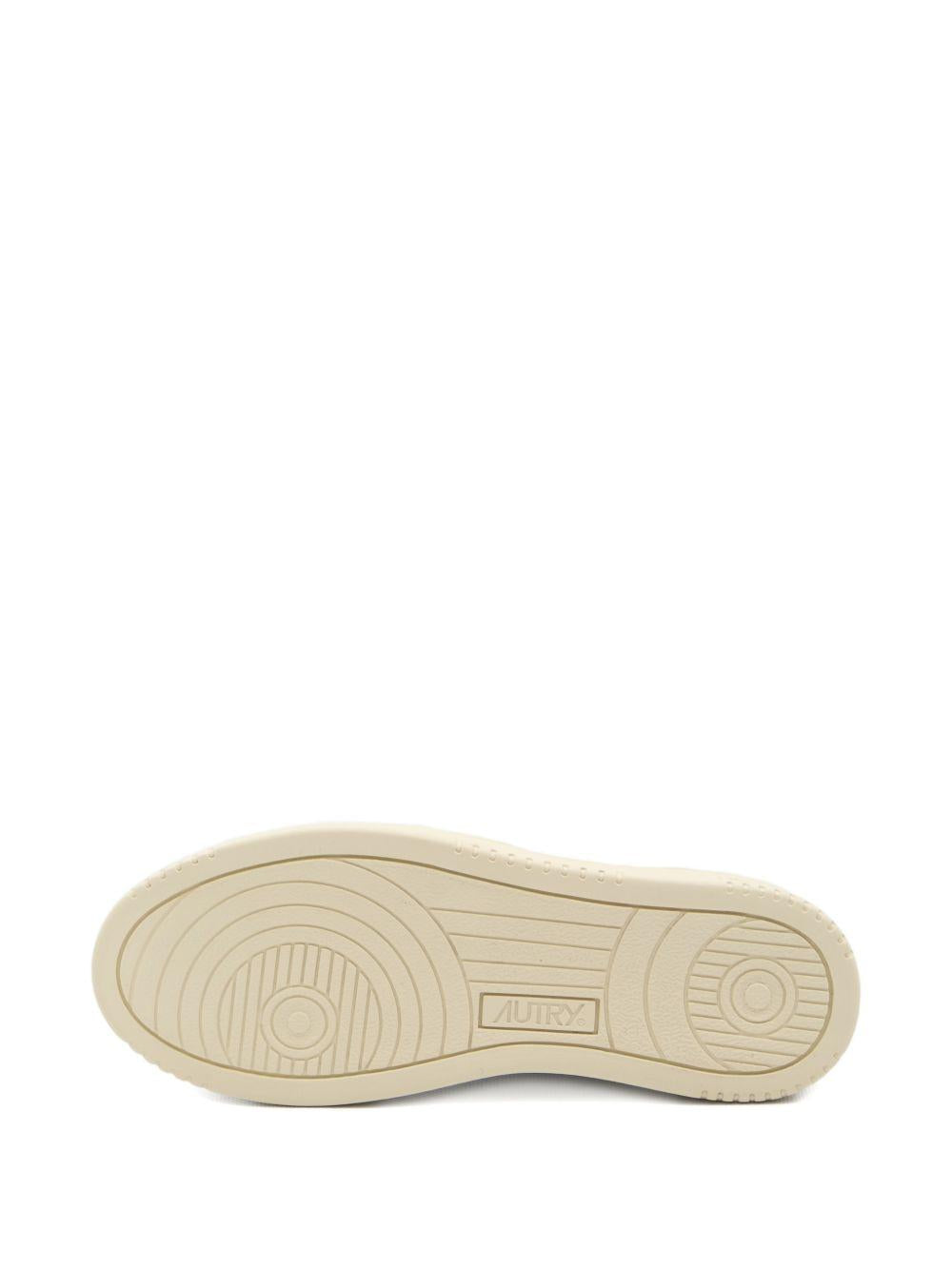 Medalist Low sneakers AULW LL09WHITE/LEMON MERINGUE AUTRY