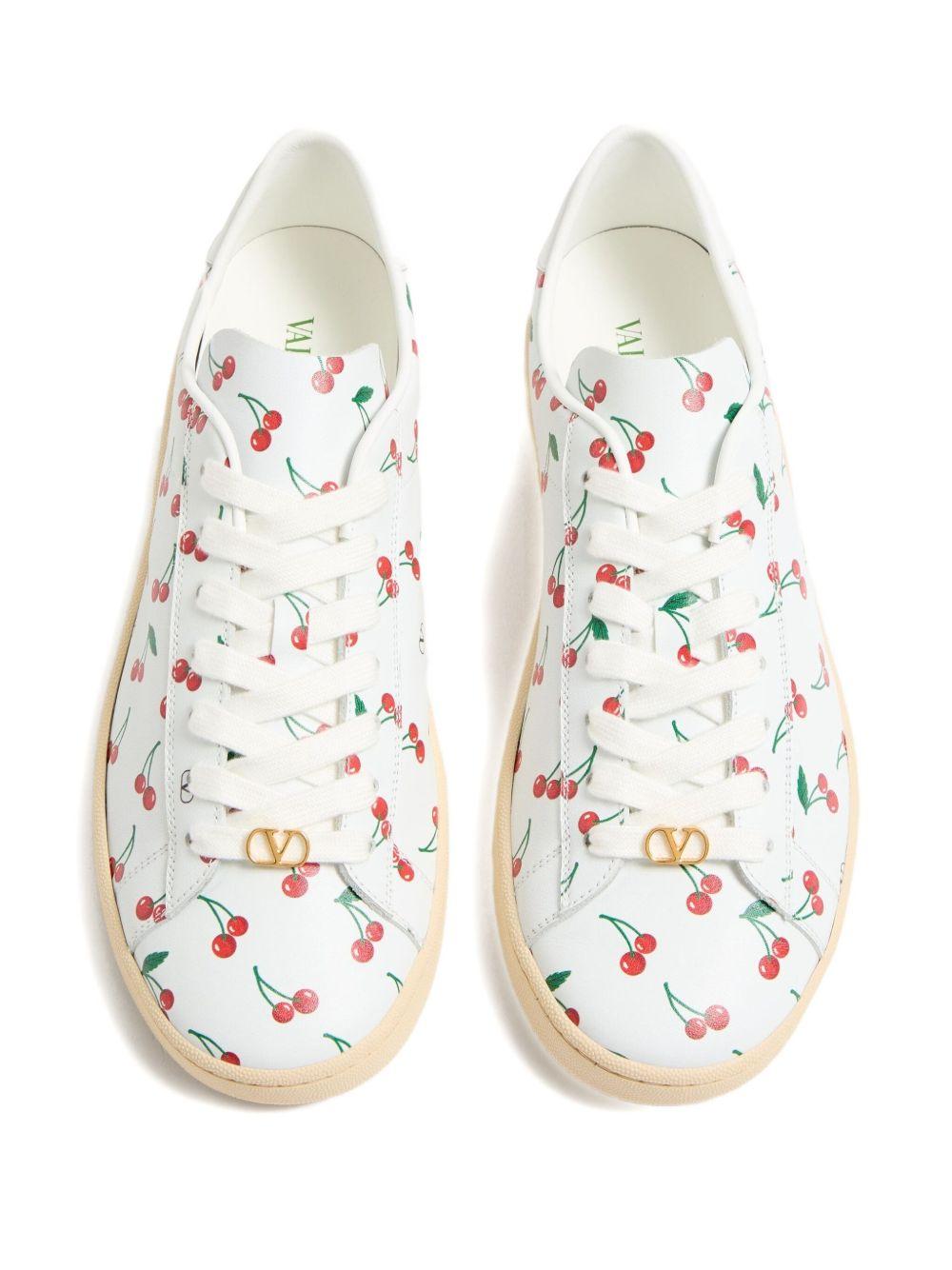 Royco Sneaker Calfskin With Cherryfic Pattern 7Y2S0K34DRJ CSV VALENTINO GARAVANI