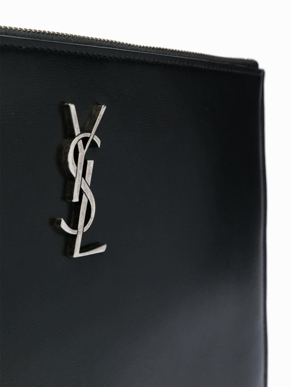 Custodia per tablet Monogram in pelle 4532490SX0E 1000 SAINT LAURENT