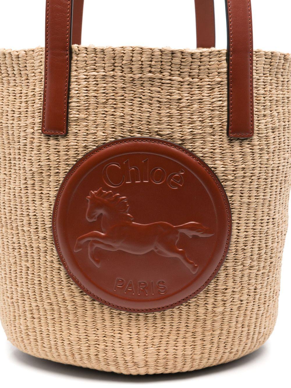 Large Horse Medal Basket in natural fibres CHC25SS591O82 27S CHLOÉ