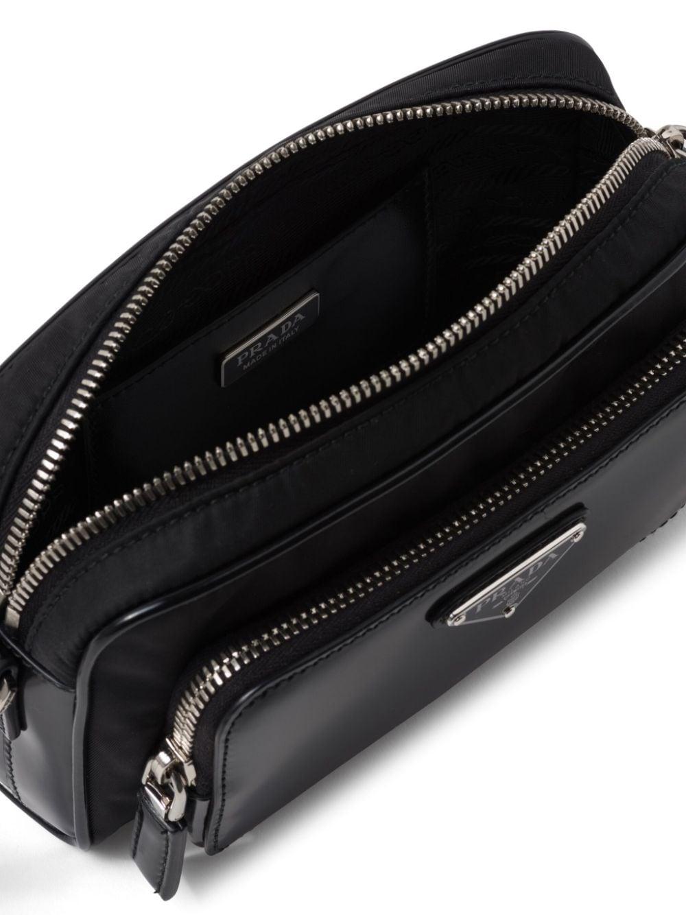 Bandolera triangle-logo messenger bag<BR/><BR/><BR/> 2VH172 789F0002 PRADA