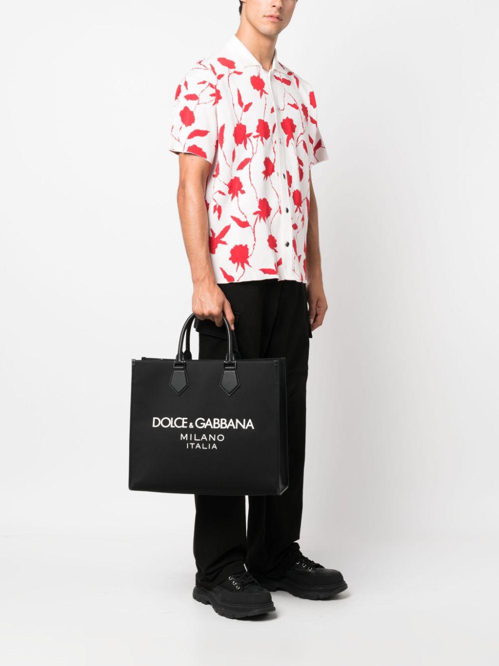 Large logo-embossed tote bag<BR/><BR/><BR/> BM2271 AG1828B956 DOLCE & GABBANA