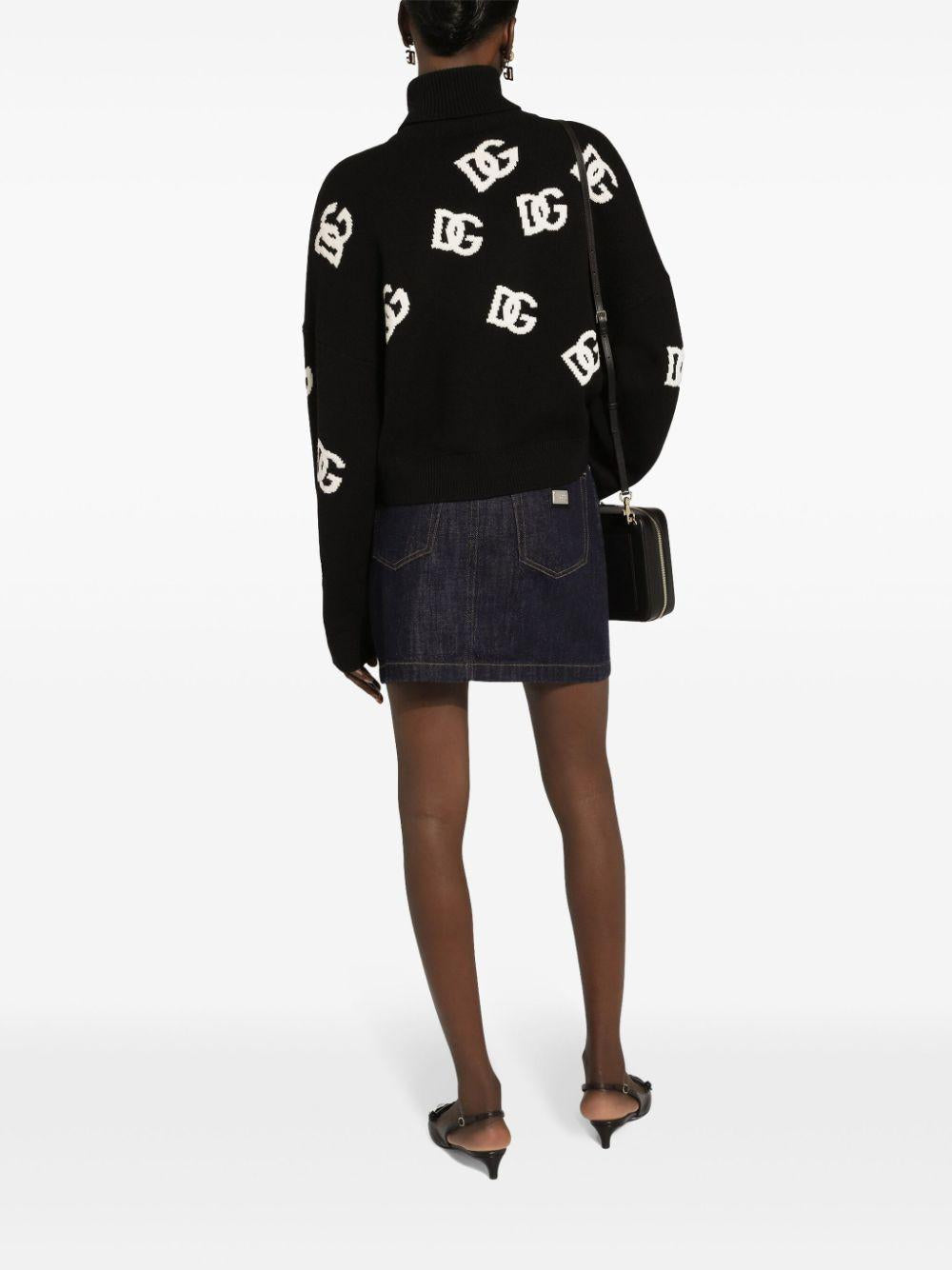 Intarsia-knit logo jumper<BR/><BR/><BR/> FXW11T JCVYXN0004 DOLCE & GABBANA
