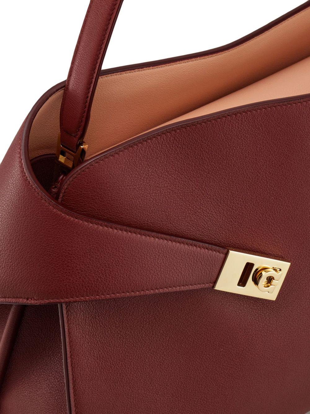 L Hug shoulder bag<BR/><BR/> HUG SH M 782635COLLEGE RED FERRAGAMO