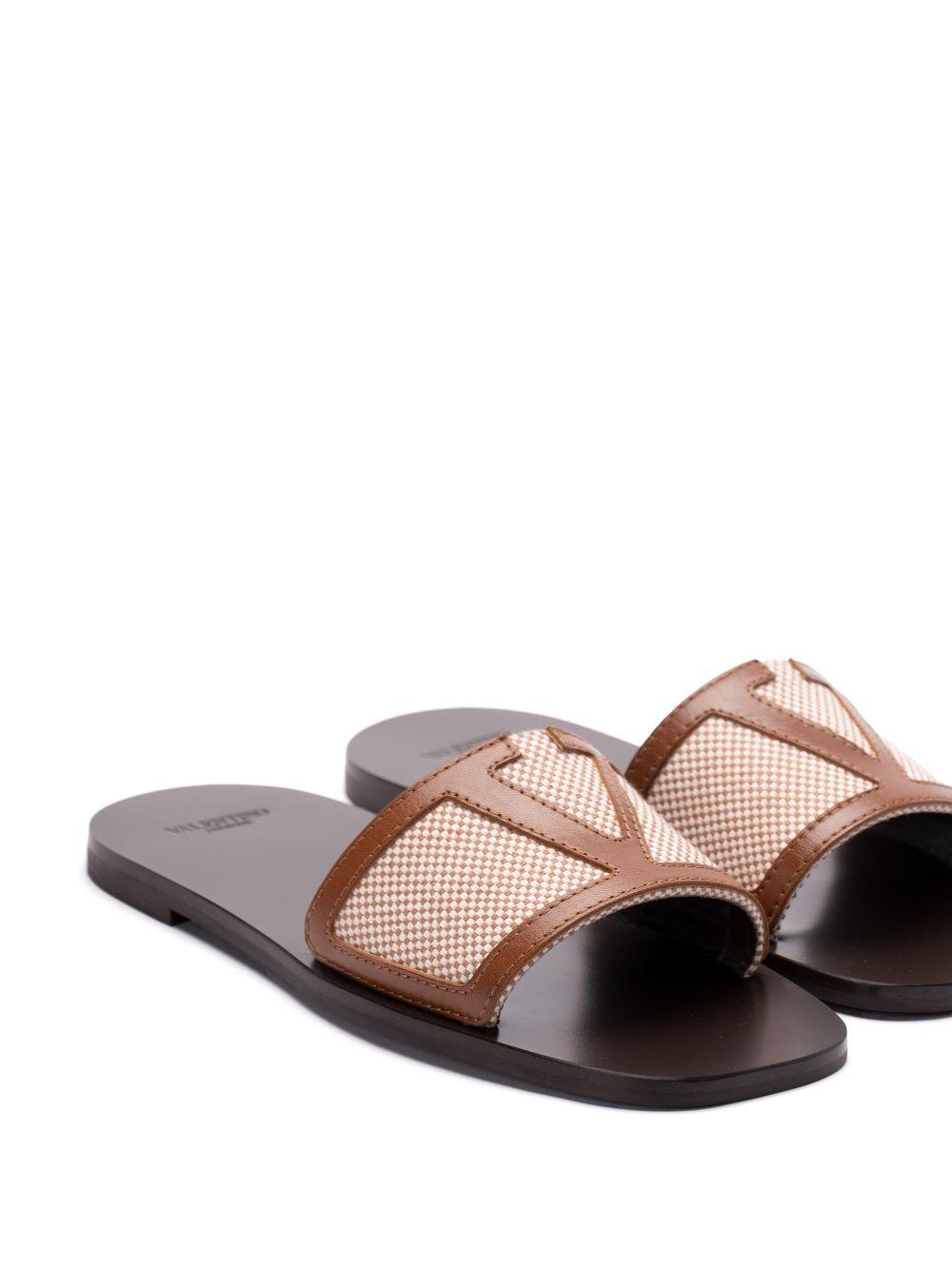 Superstar slides sandals 6W2S0LK2JHB ZS5 VALENTINO GARAVANI