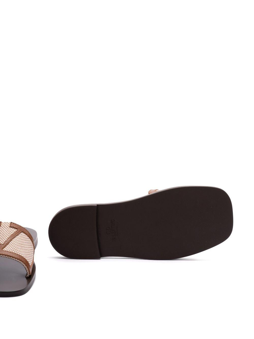 Superstar slides sandals 6W2S0LK2JHB ZS5 VALENTINO GARAVANI