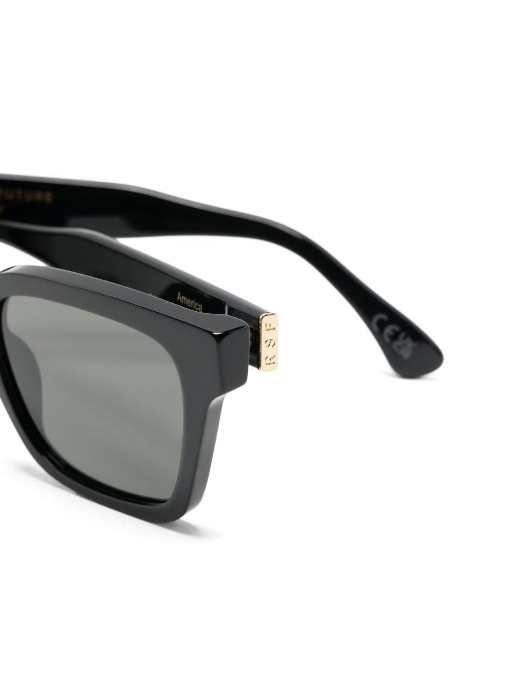 Square-frame tinted sunglasses<BR/><BR/><BR/> C2N 52 RETROSUPERFUTURE