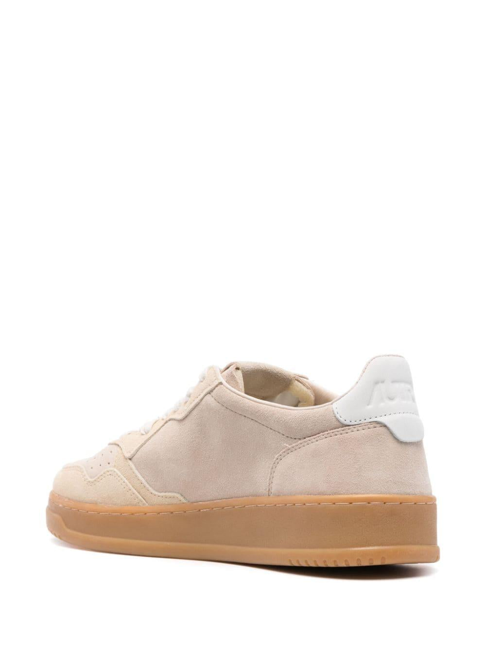 Medalist sneakers AULM XS17MIX/SUEDE/ SAND/ECRU AUTRY