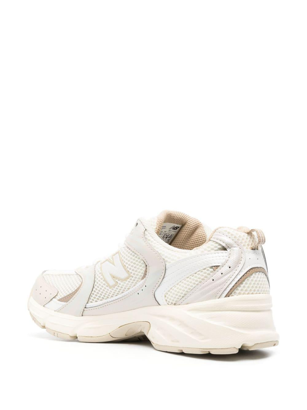 530 logo-patch low-top sneakers<BR/><BR/><BR/> MR530AA BONE NEW BALANCE