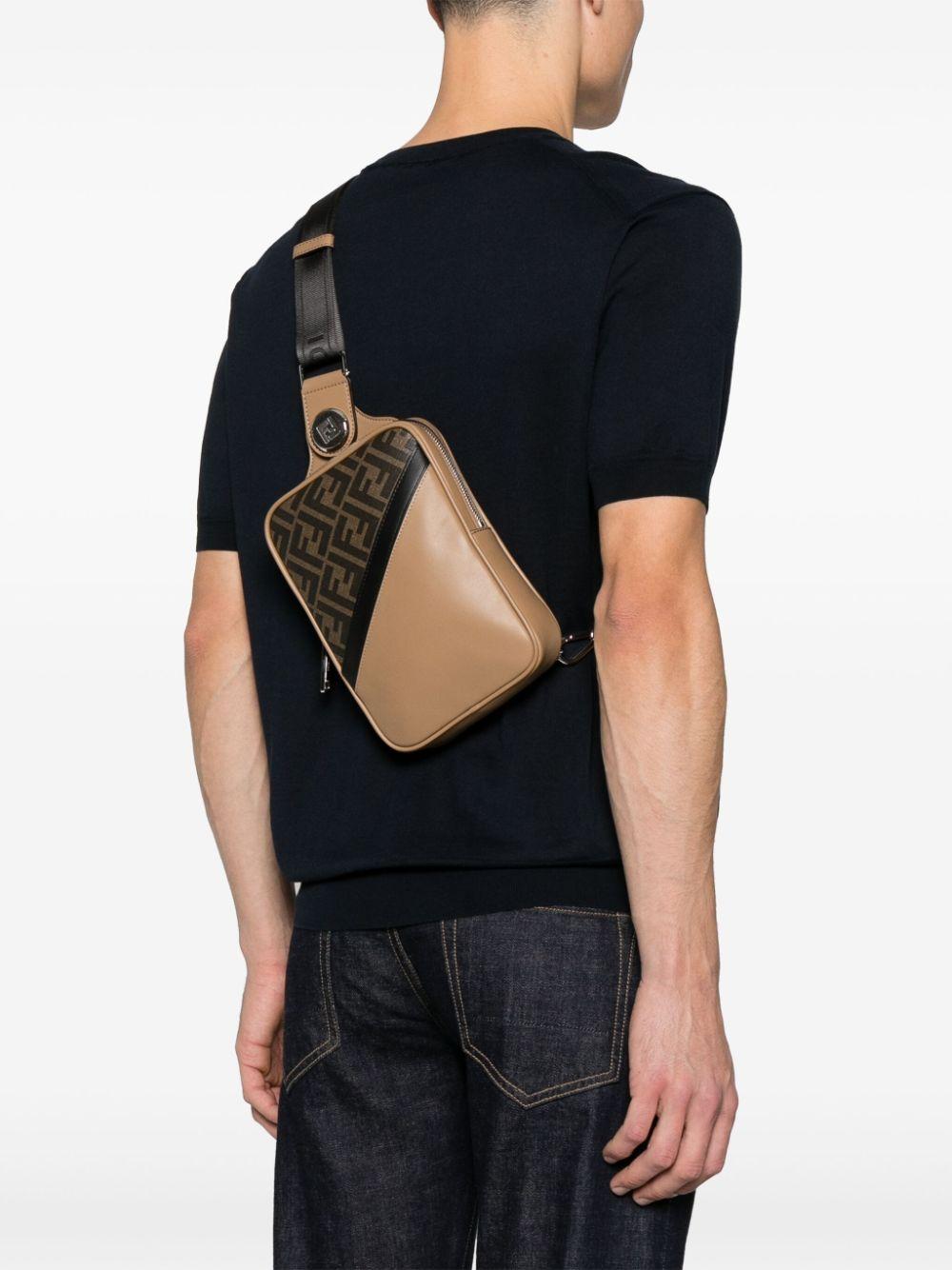 Monogram messenger bag<BR/><BR/><BR/> 7VZ085 ARMDF1EGA FENDI