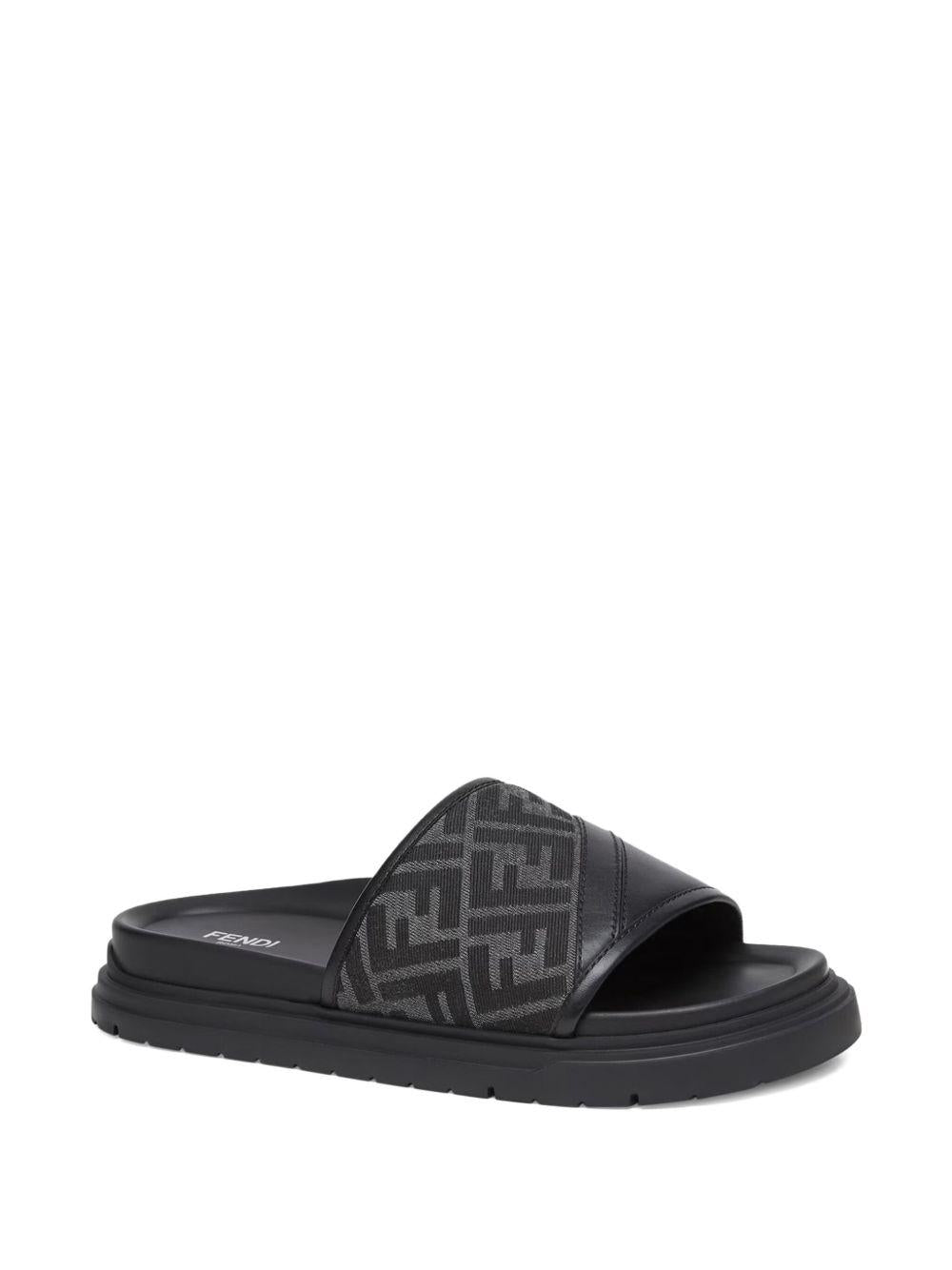 Diagonal Slides 7X1674 AF5TF1OOG FENDI