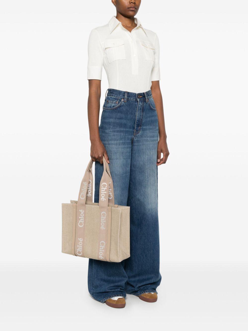 Medium Woody tote bag<BR/><BR/><BR/> CHC23AS383L17 20E CHLOÉ