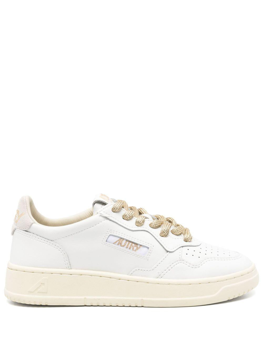 Medalist Low sneakers AULW SW01WHITE/WHITE AUTRY