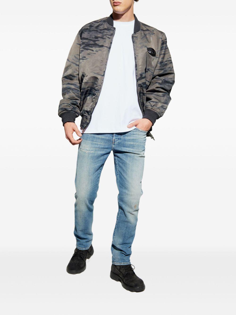 Jeans regular fit "D-vyl" A15797 09N3401 DIESEL