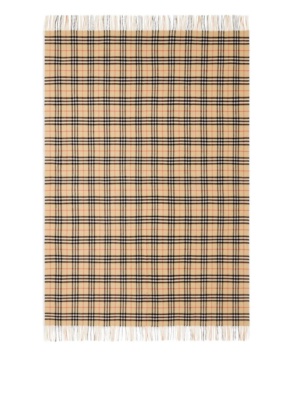 rectangular-shape blanket 8119480 B9368 BURBERRY