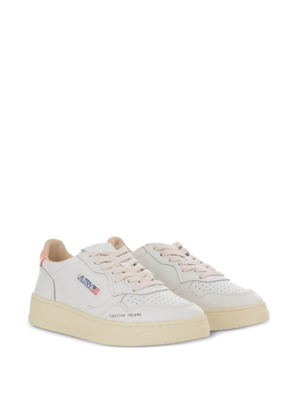 MEDALIST LOW SNEAKERS AULW DL03WHITE/PEACHPINK AUTRY