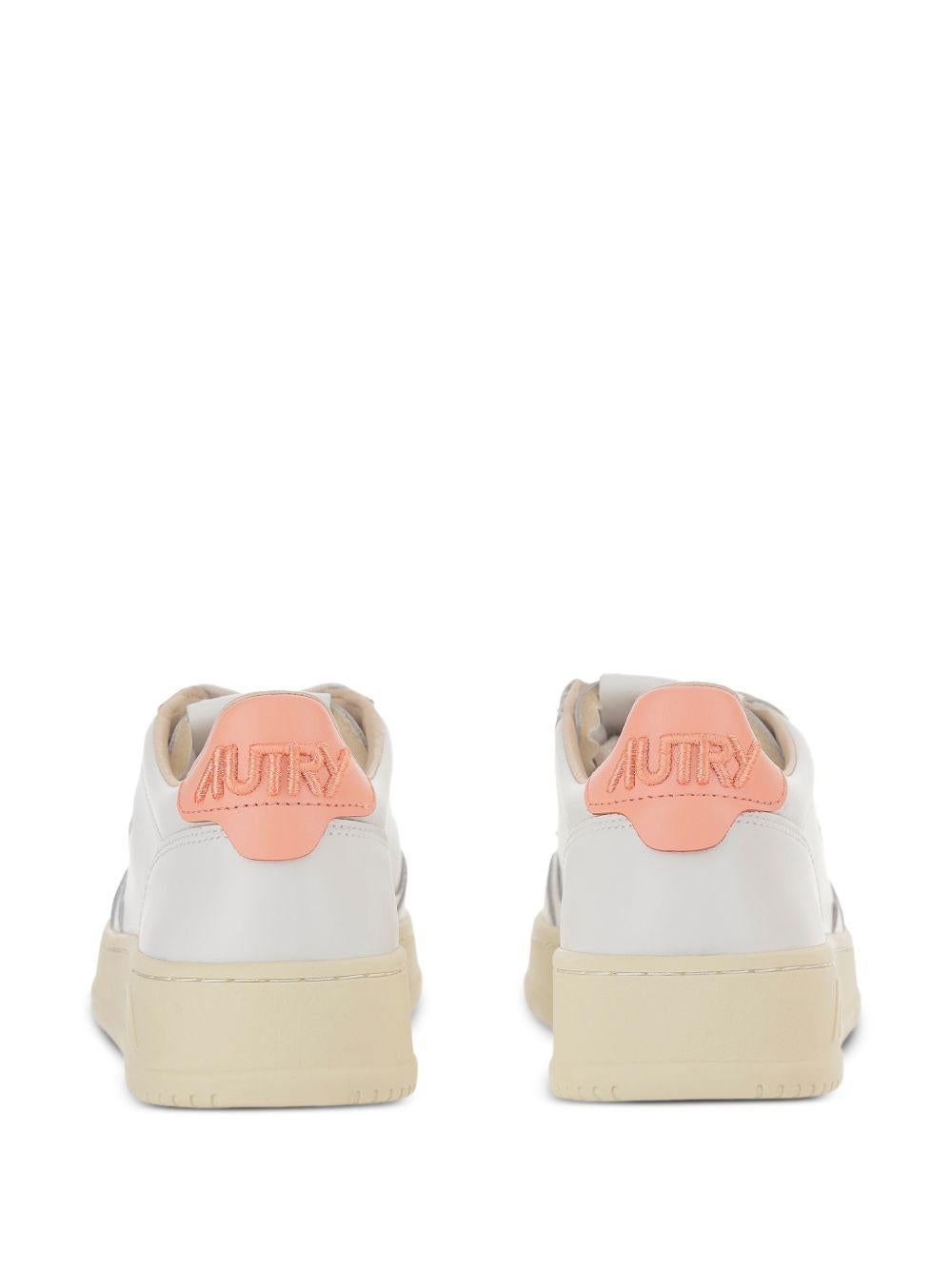 MEDALIST LOW SNEAKERS AULW DL03WHITE/PEACHPINK AUTRY
