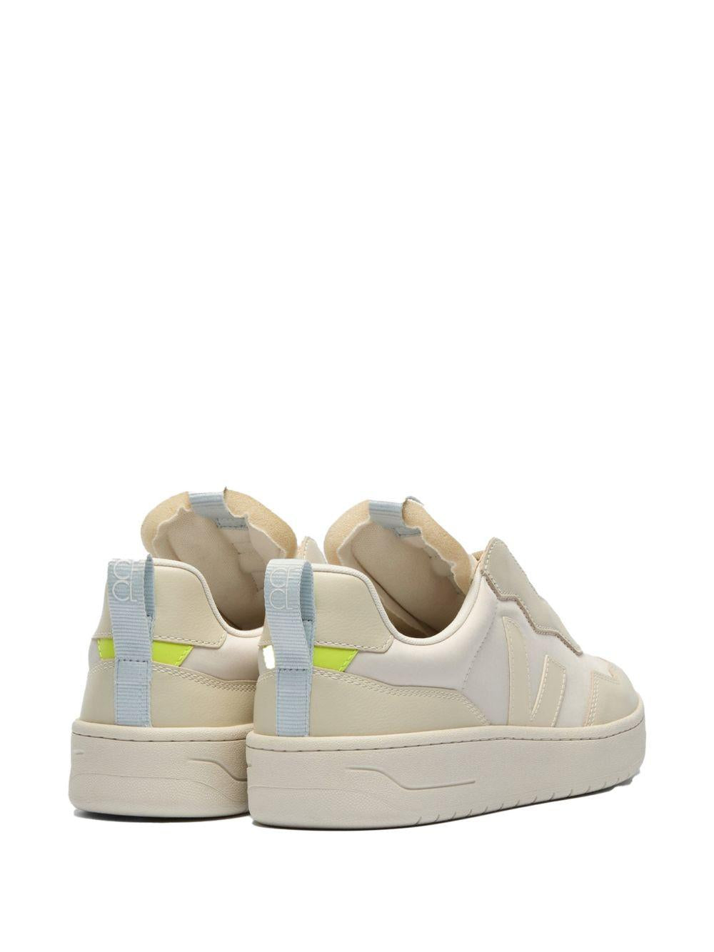 V-90 NOLYN SNEAKERS CF3421608 NATURAL VEJA