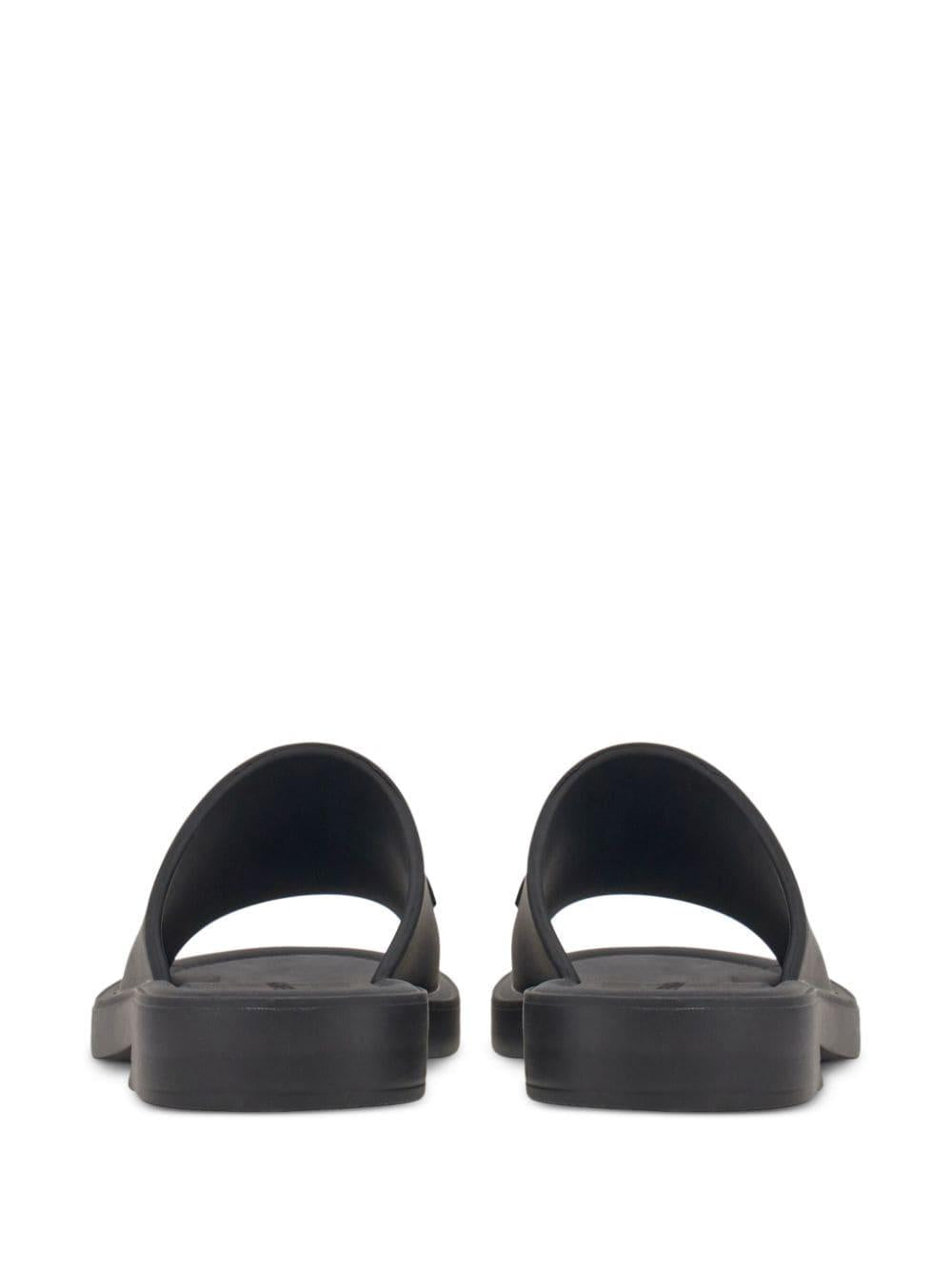 Logo-embossed sandals GIUNEVA 021678NERO FERRAGAMO