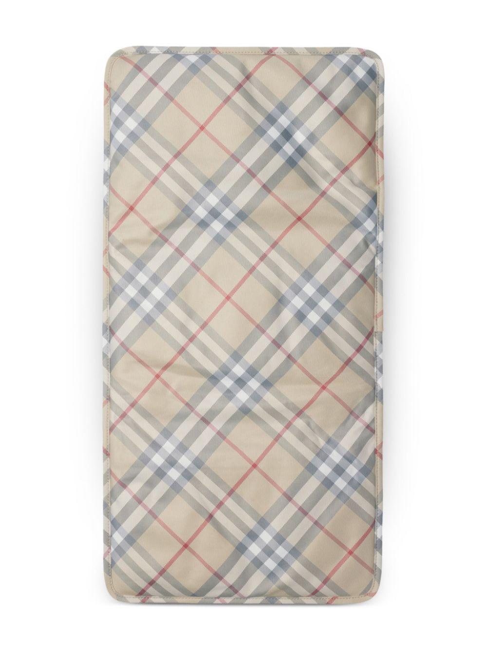 Check changing pouch<BR/><BR/><BR/> 8103876 A2205 BURBERRY KIDS