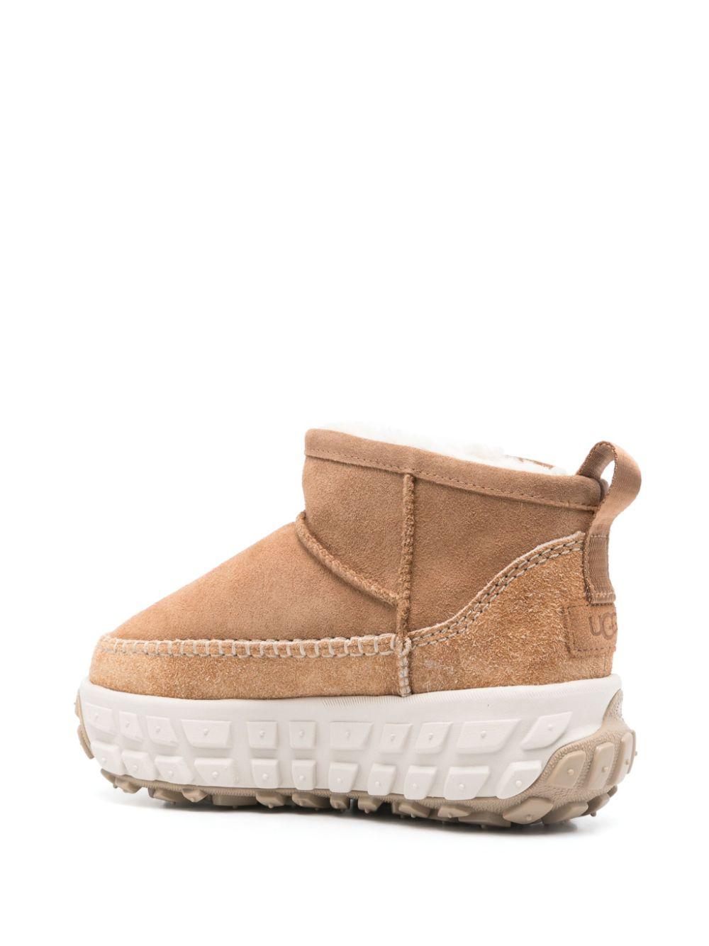 Venture Daze Ultra Mini boots<BR/><BR/><BR/> 1164730 CHE UGG