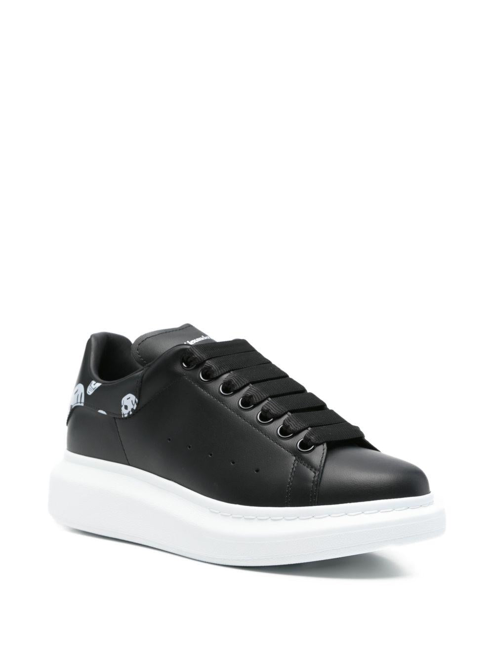 Oversized skull-print sneakers 553770 WIAKB1016 ALEXANDER MCQUEEN