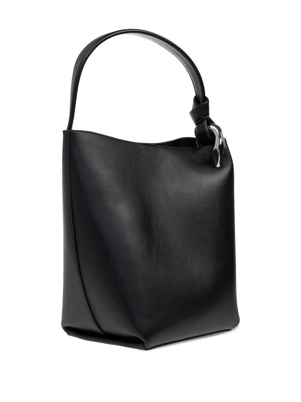Corner bucket <BR/> HB0738 LA0232999 JW ANDERSON