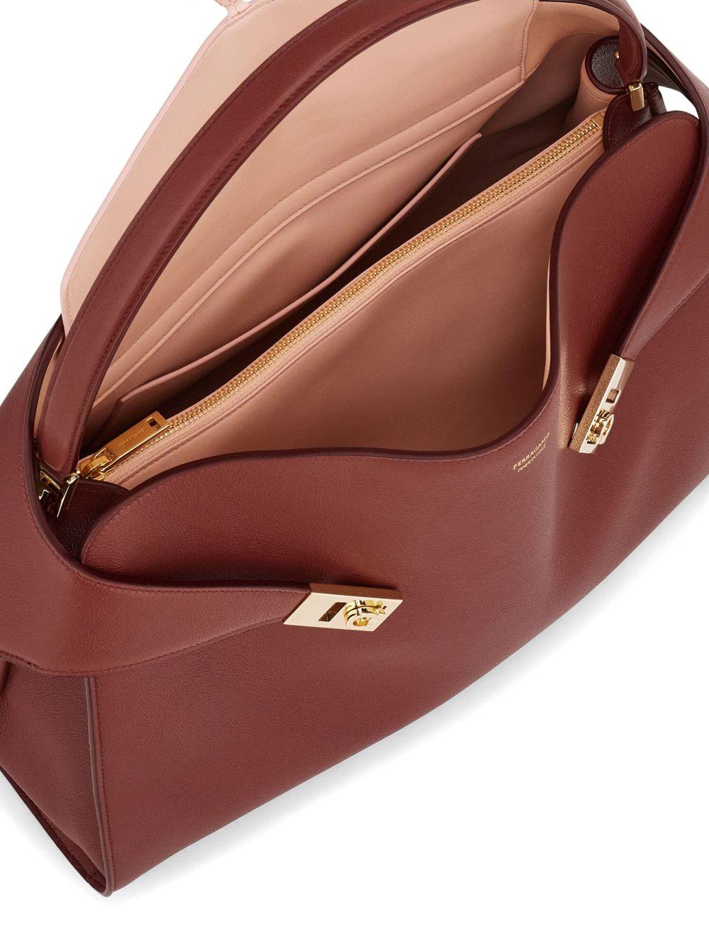 L Hug shoulder bag<BR/><BR/> HUG SH M 782635COLLEGE RED FERRAGAMO