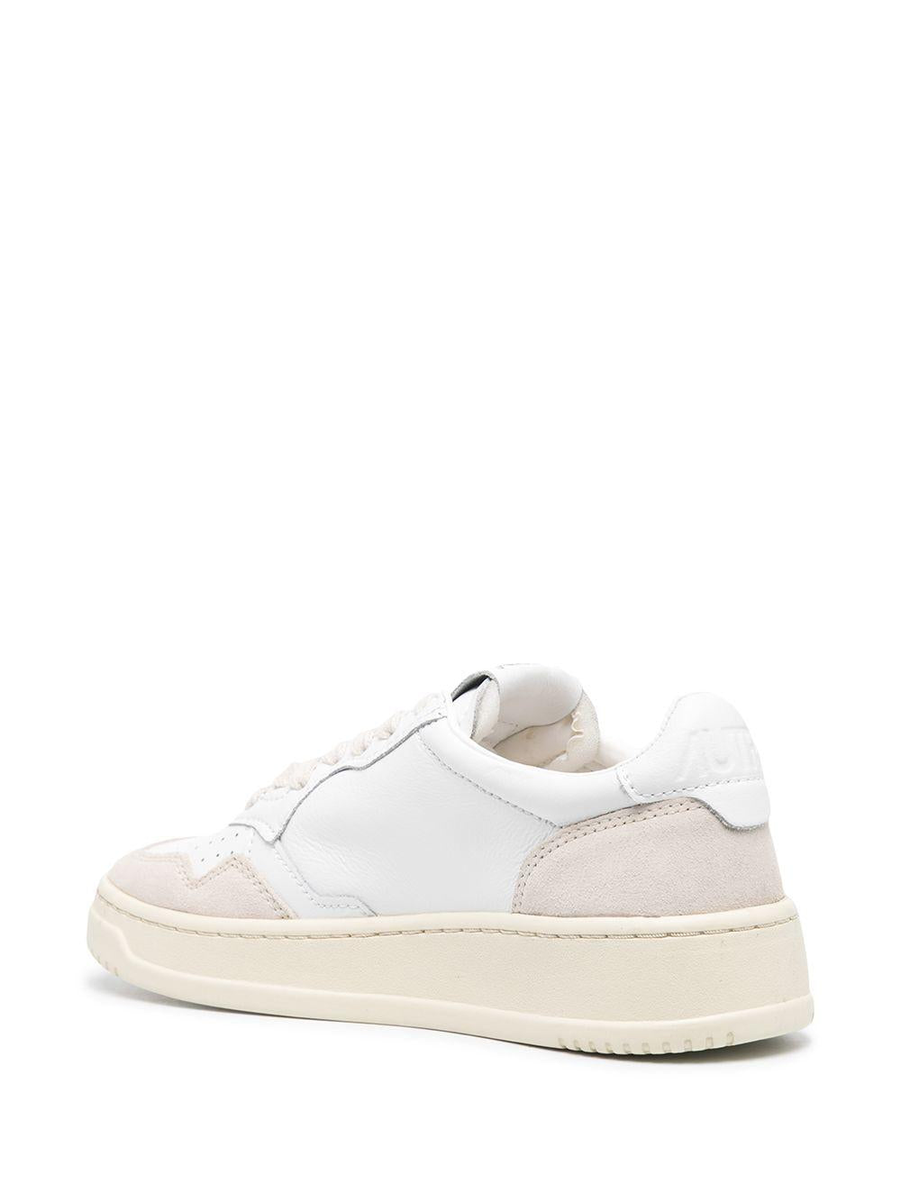 MEDALIST LOW SNEAKERS IN WHITE LEATHER AULW LS33WHITE AUTRY