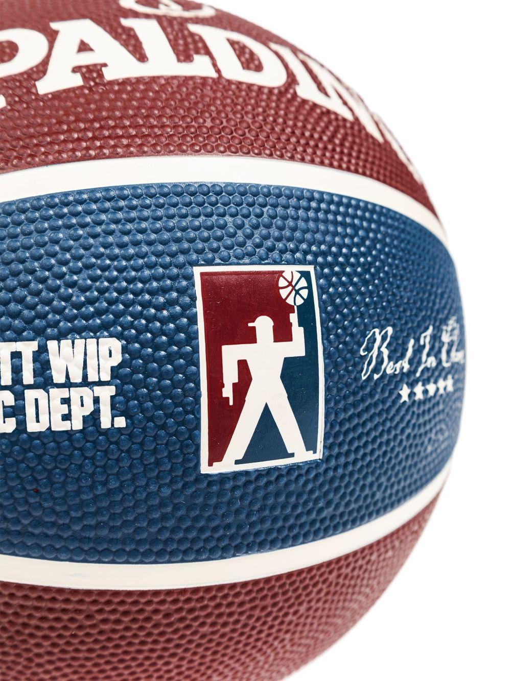 x Spalding logo-print basketball<BR/><BR/> I034908 2Z6.XX CARHARTT WIP