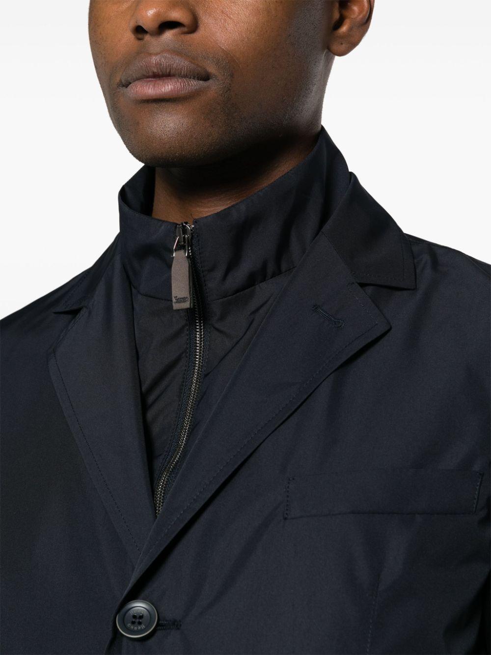 Layered shell jacket<BR/><BR/> GA000156U 12010ZR9201 HERNO