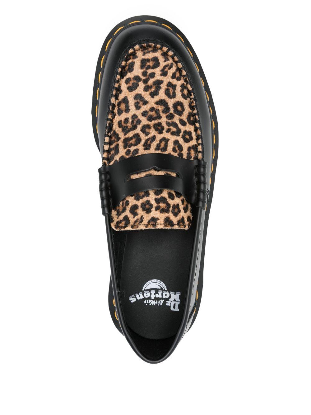 Penton loafers<BR/><BR/><BR/><BR/><BR/><BR/> 41186001 PENTONBLACK/LIGHT TAN SMOOTH DR. MARTENS