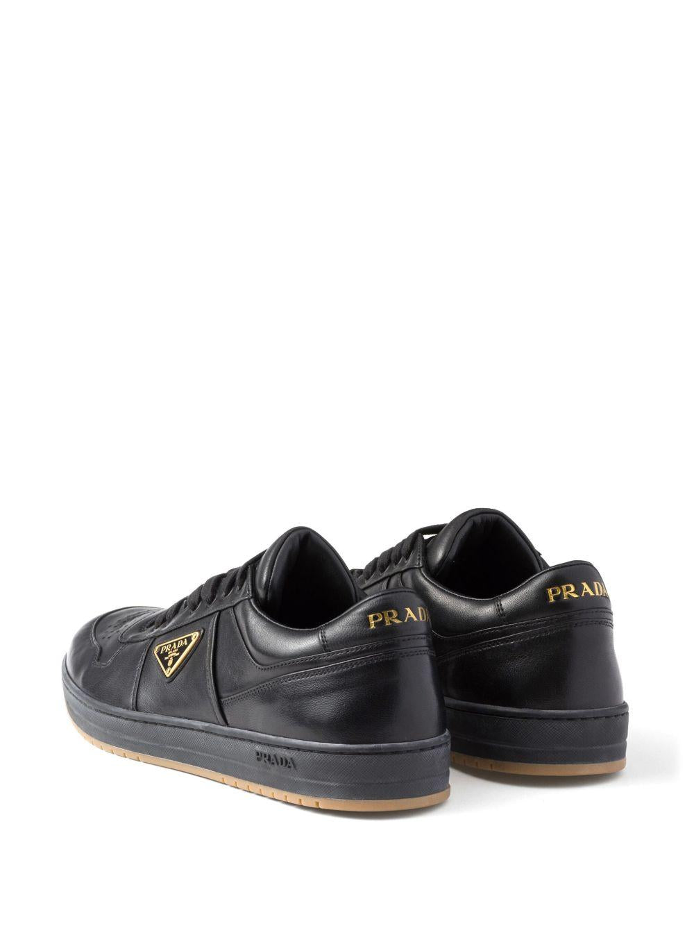 2EE364038 F-D001F0633 PRADA