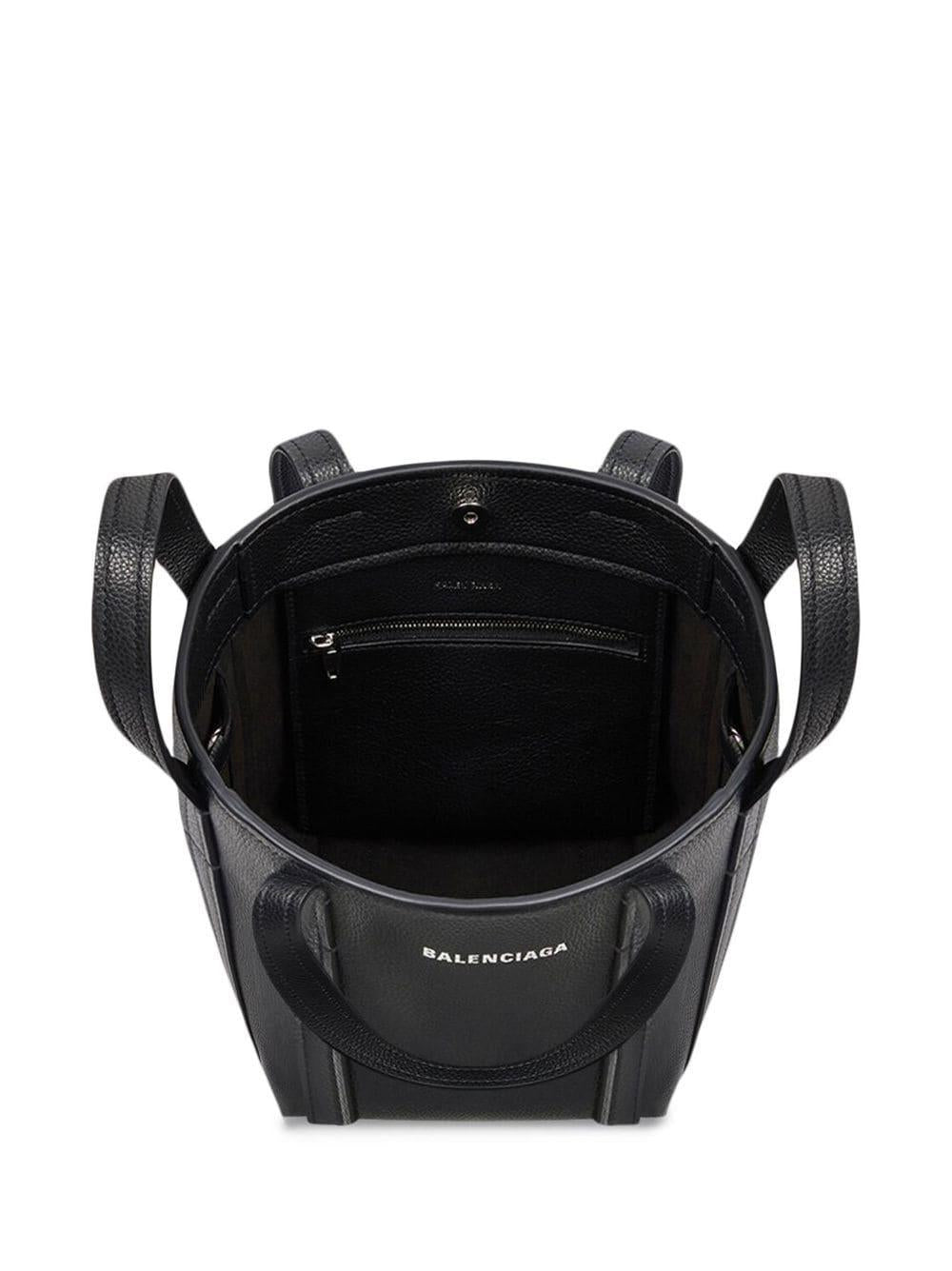 Everyday XS North-South tote bag<BR/><BR/><BR/> 672793 15YUN1090 BALENCIAGA