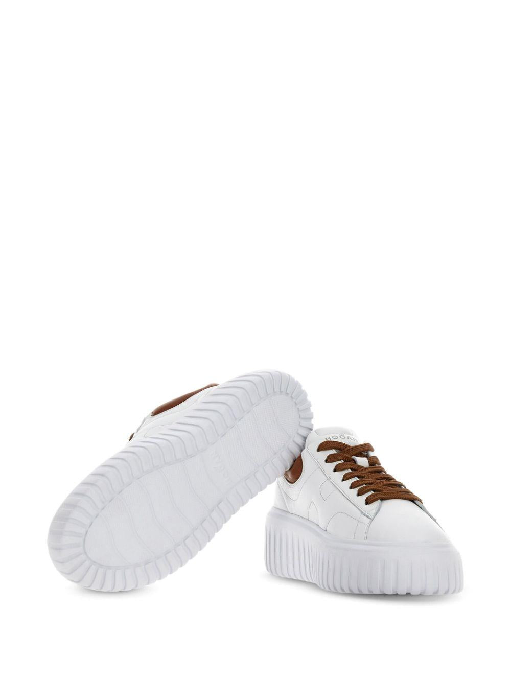Logo-embroidered low-top sneakers<BR/><BR/><BR/> HXW6450FC60LE9 0446 HOGAN