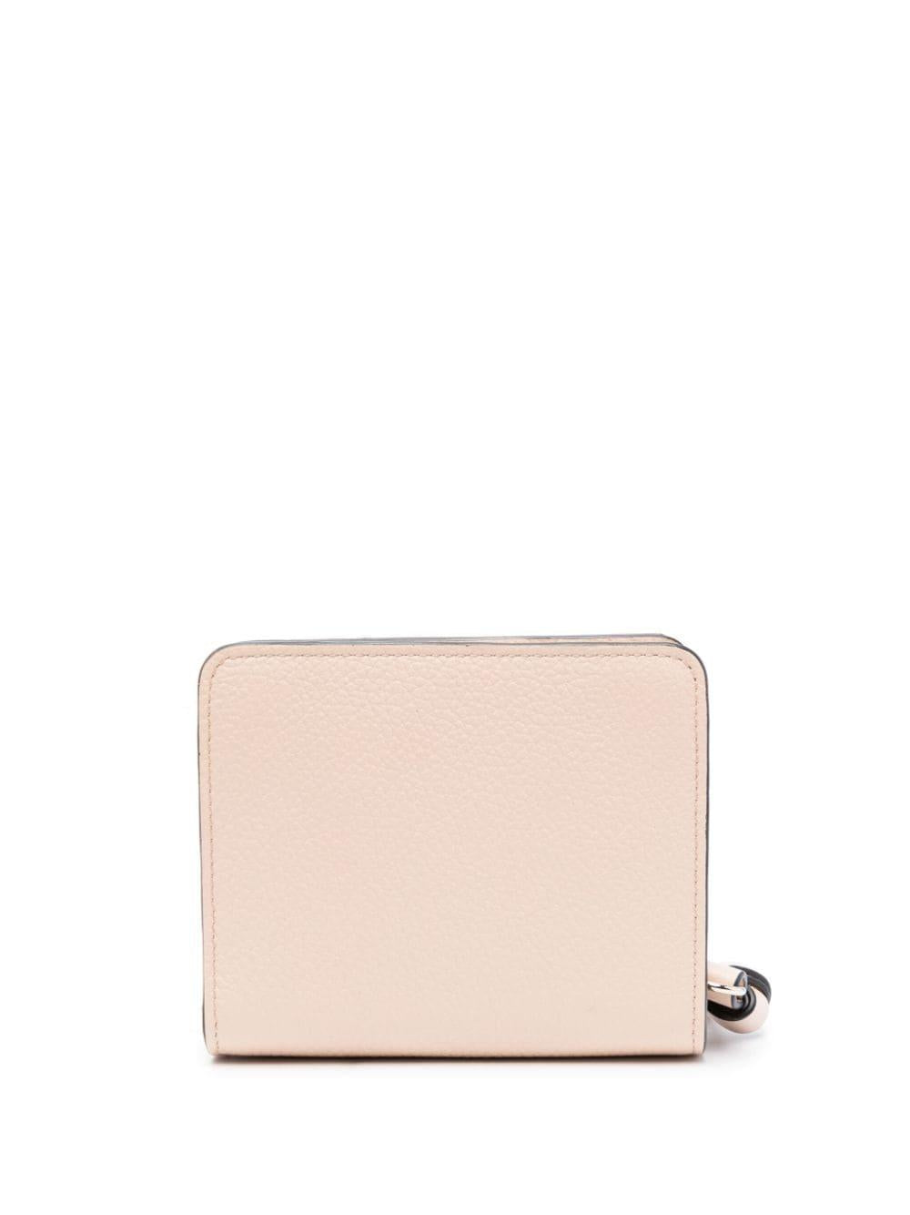 Alphabet Wallet CHC22WP765F57 6J5 CHLOÉ