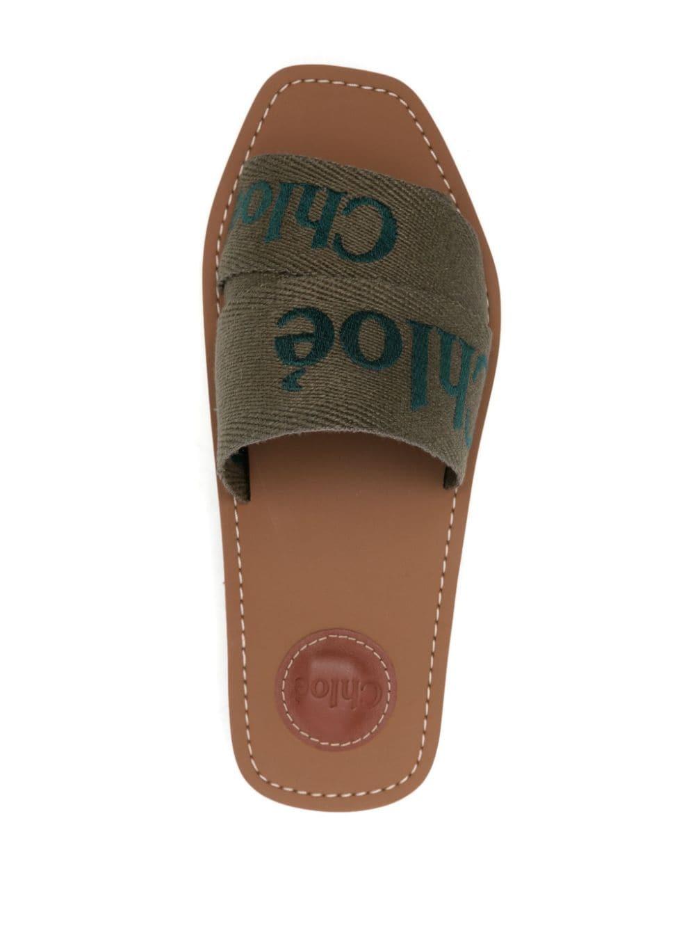 Woody slides<BR/><BR/><BR/> CHC23U188EF 3D1 CHLOÉ