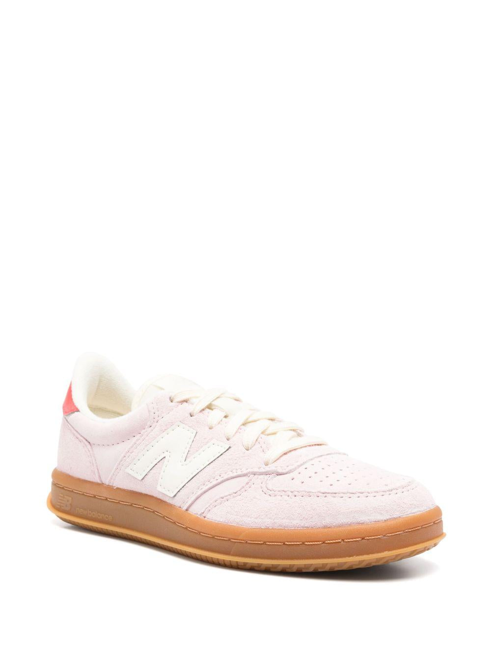 T500 sneakers<BR/><BR/> CT500EA ROSE SUGAR NEW BALANCE