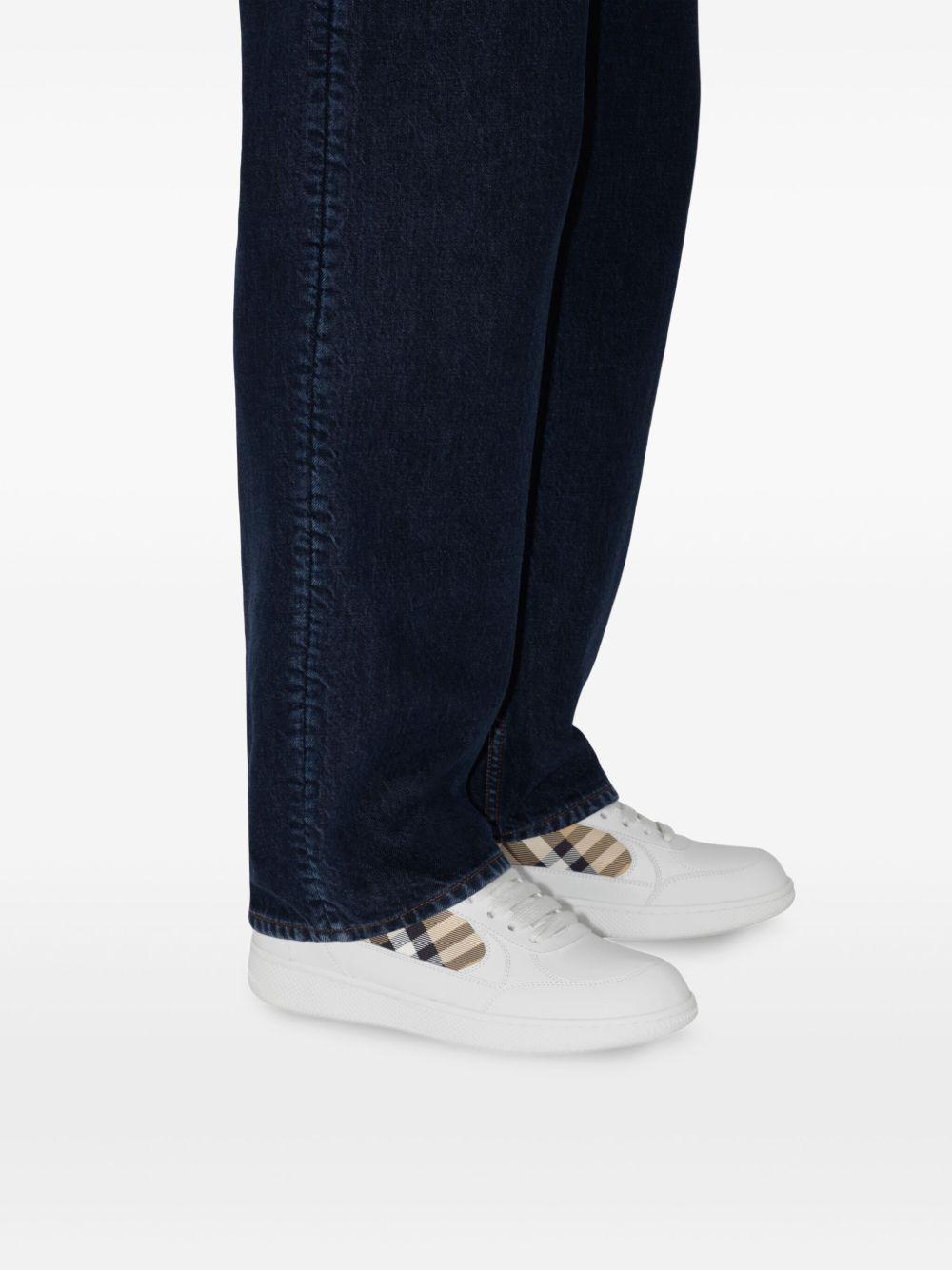 Terrace sneakers?<BR/><BR/><BR/> 8108649 A1464 BURBERRY