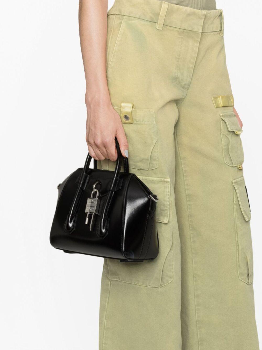 Antigona Lock leather bag<BR/><BR/><BR/> BB50U0B1R0 001 GIVENCHY
