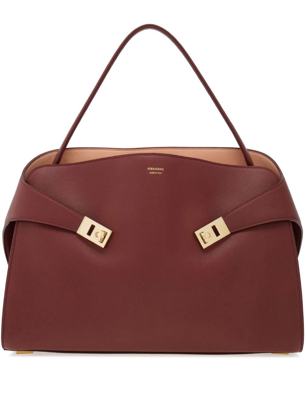L Hug shoulder bag<BR/><BR/> HUG SH M 782635COLLEGE RED FERRAGAMO